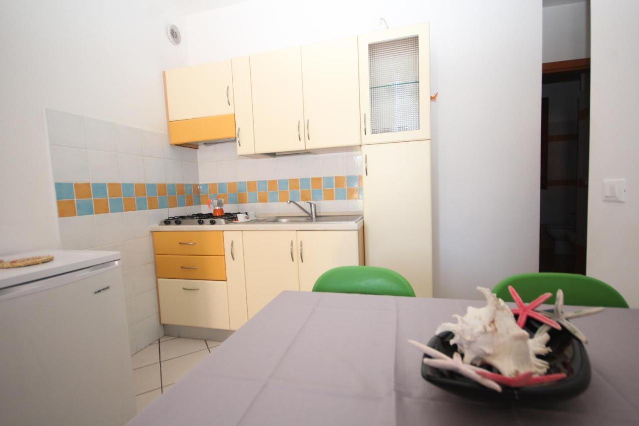 Residence Sole E Mare Appartamenti 로솔리나 마레 외부 사진